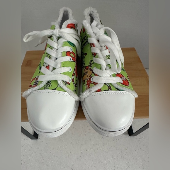 Dr. Seuss GRINCH Christmas Canvas
Lace Up Sneakers Size 42 (Women’s 11. Men’s 9) - Picture 4 of 11